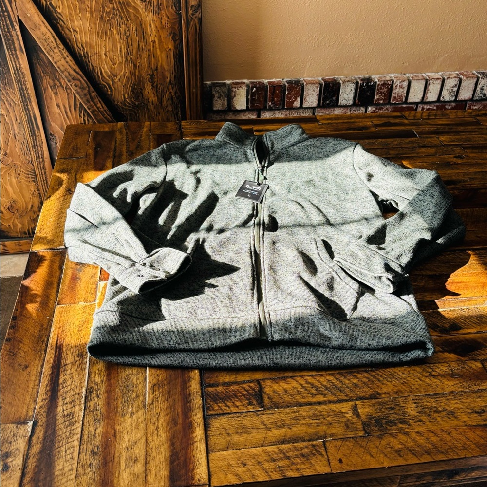 Women's olive Green Zip-Up Jacket